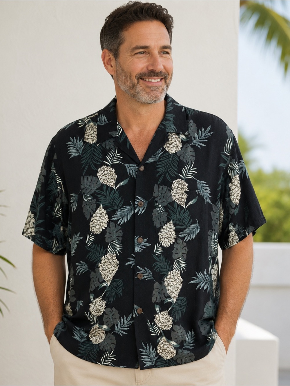 VTG Bishop St Hawaiian Camp Shirt Mens L Tropical Pineapple Print Made In USA
